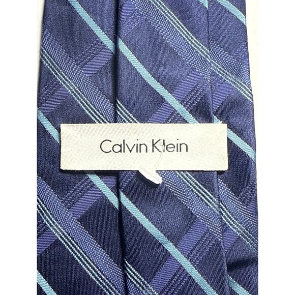 Calvin Klein 100% Silk, Indigo Blues Plaid Stripe Tie, NWOT - Picture 2 of 4